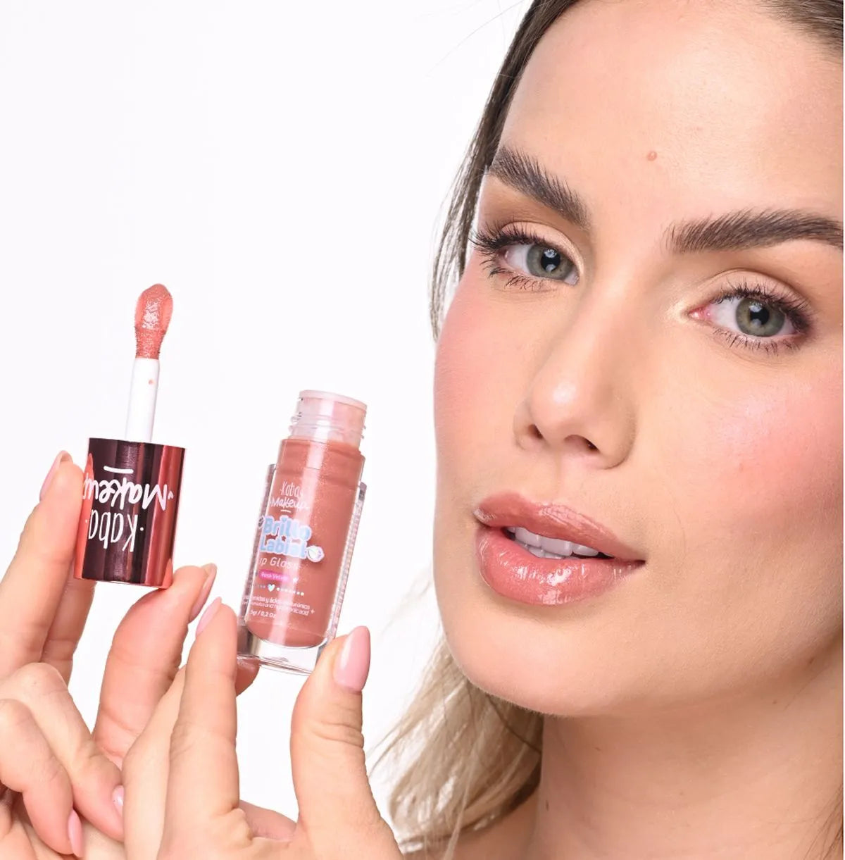 LIP GLOSS